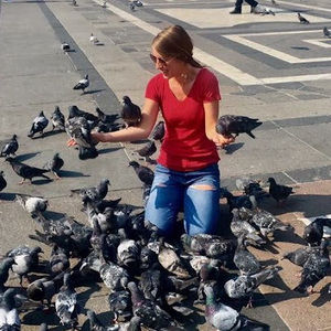 Meet your Posher, Courtney